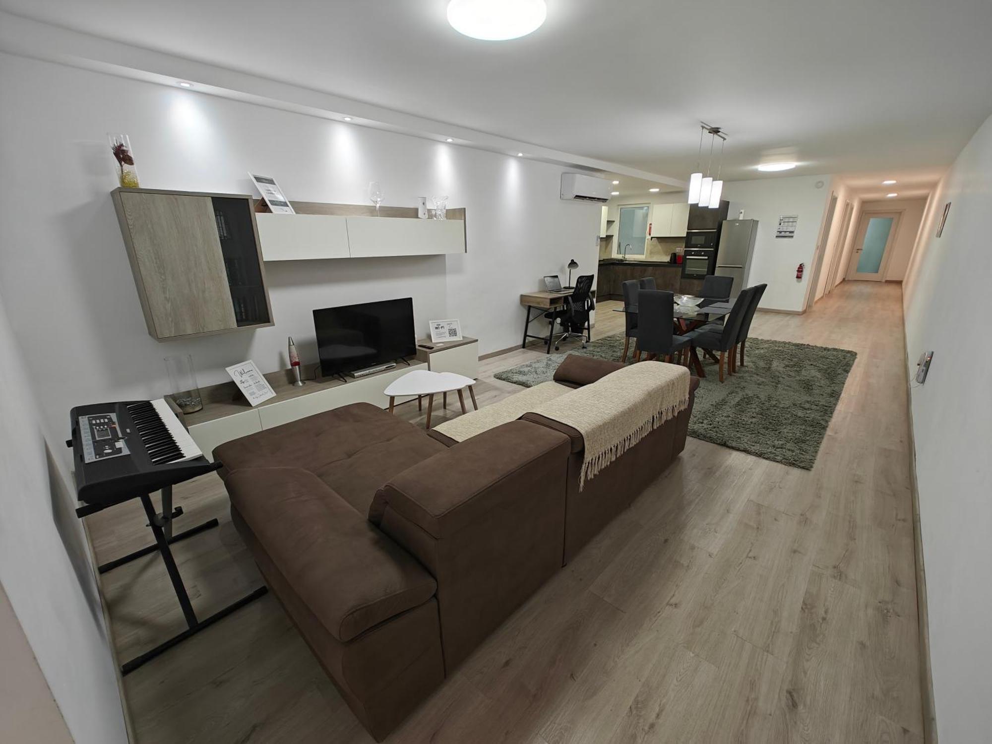 Modern Apartment With Large Outdoor Area - Sleeps 7, Close To Malta International Airport Luqa Exterior photo